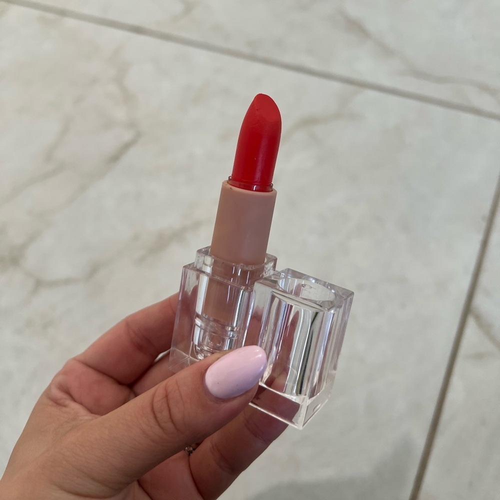 The KKW Beauty Hot Sauce Crème Lipstick